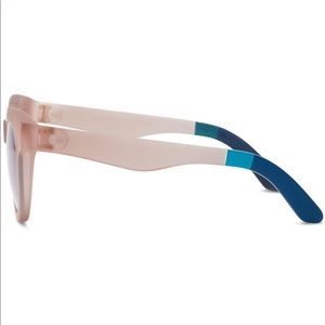 TOMS TRAVELER Florentin Sunglasses Matte Smoke